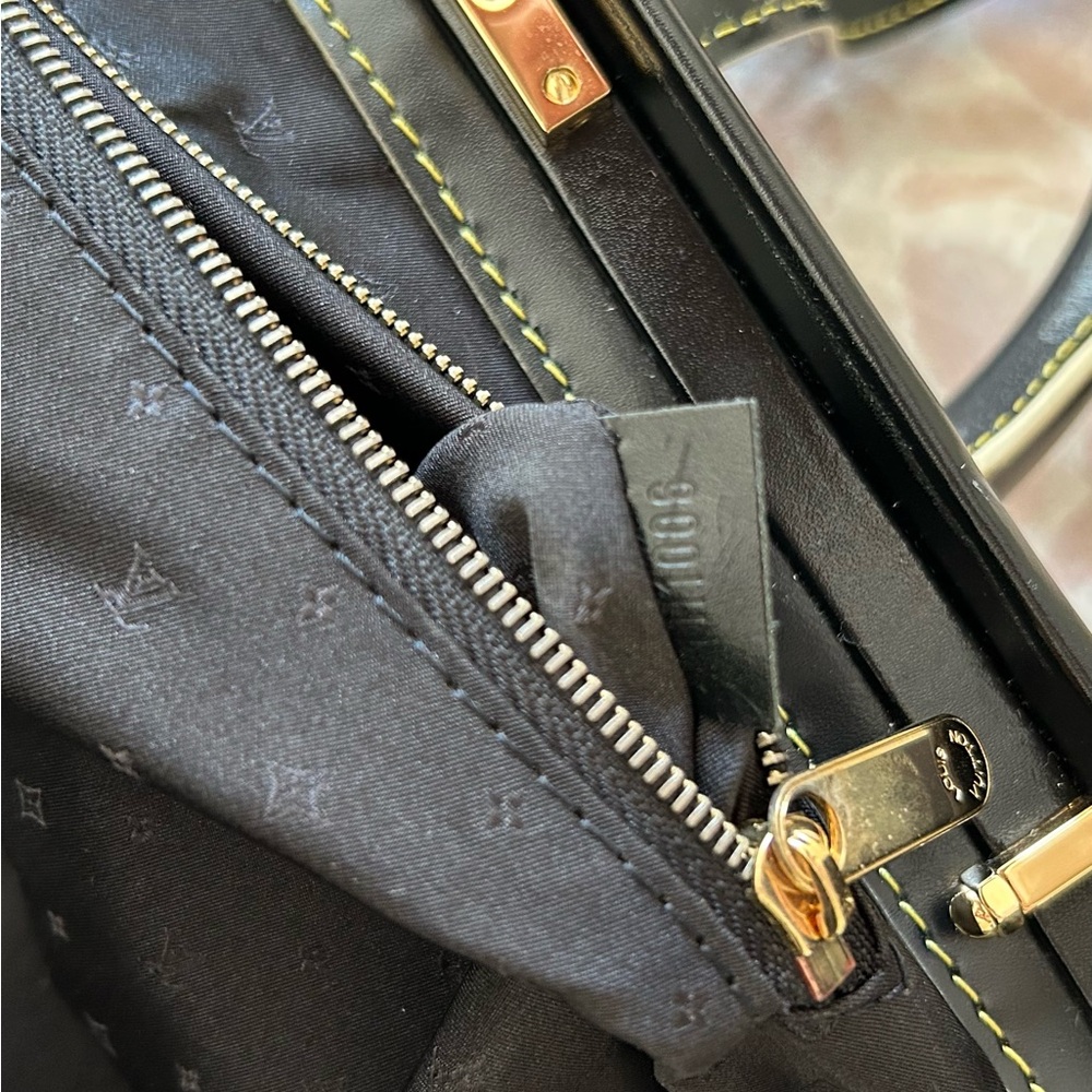 Louis Vuitton Suhali PM handbag - Picture 7 of 7
